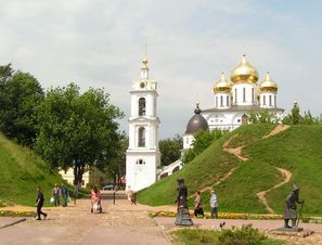 Борисоглебский монастырь в городе Дмитров Борисоглебский монастырь в городе Дмитров